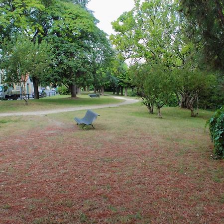 T2 Grand Espace Calme Et Confort Bergerac Exterior photo